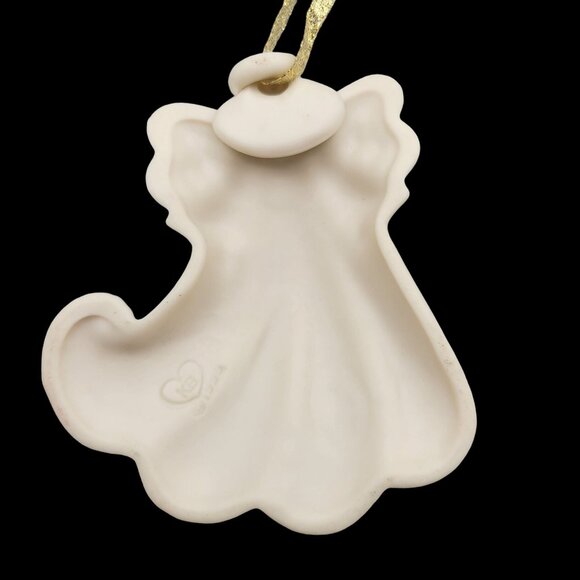 K B Designs Porcelain Bisque Angel Christmas Ornament 1990 - Picture 4 of 5